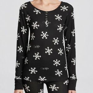 WILDFOX snow flake lounge wear set / pajamas